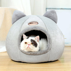 Enclosed Winter Cat Bed - Warm Sofa