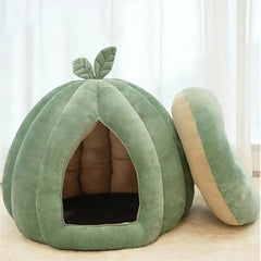 Enclosed Pumpkin Cat Bed